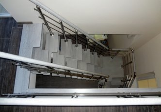 компактная лестница на второй этаж